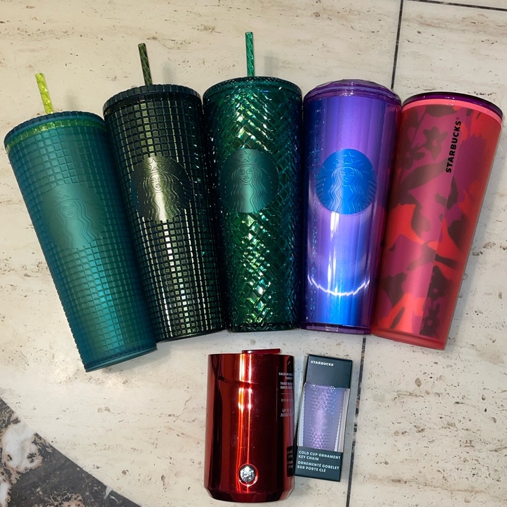 Starbucks lot ✨✨